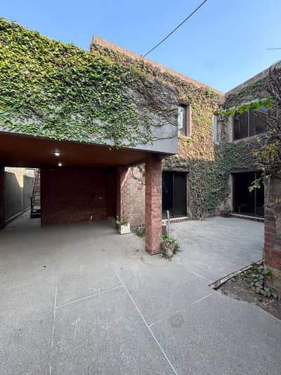 12 Marla House Available For Rent In Gulberg