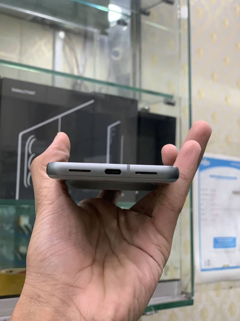 Google Pixel 8 1