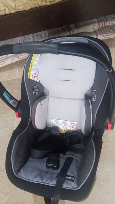Graco baby car seat