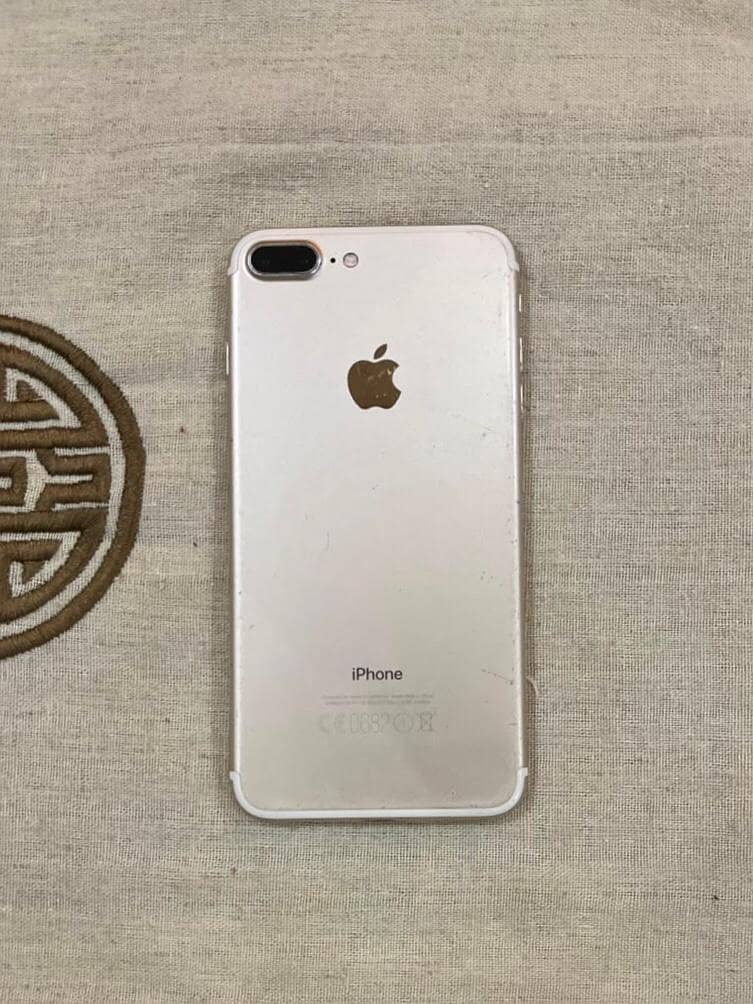 iPhone 7 Plus 0