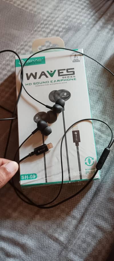 iphone handsfree