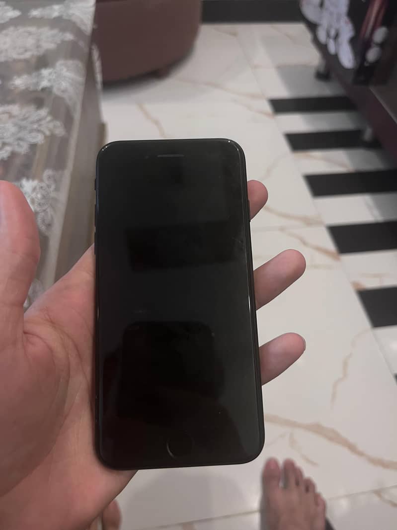 Apple iPhone SE 2