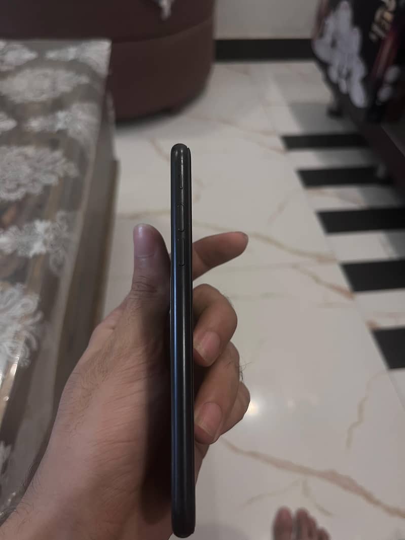 Apple iPhone SE 4