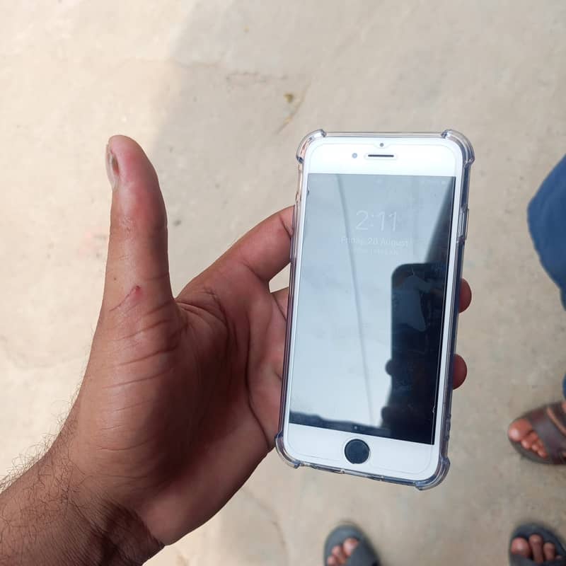 Apple iPhone 6S 1