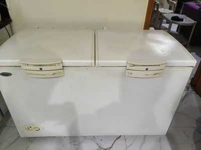 waves Freezer