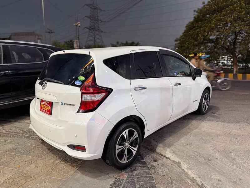 Nissan Note E Power 2018 14