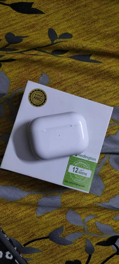 Apple airpods pro all okay 1 month use huaa hai bs