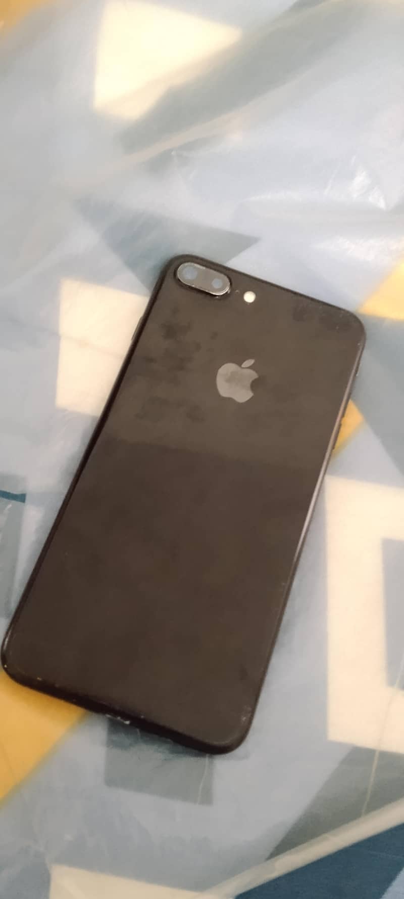 Apple iPhone 7 Plus 0