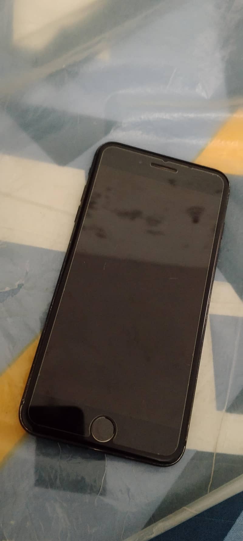 Apple iPhone 7 Plus 1