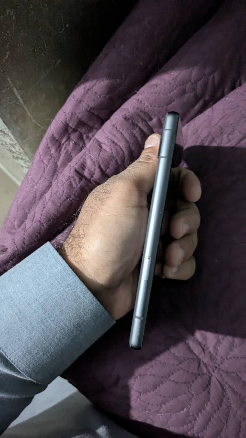 Google Pixel 7a 1