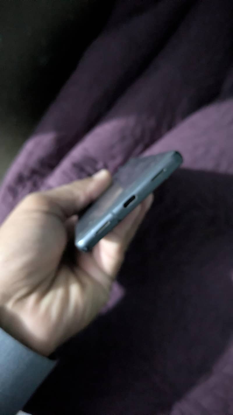 Google Pixel 7a 4
