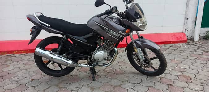 Yamaha ybr 125 totally genuine bike