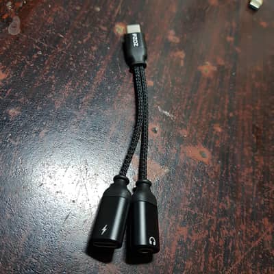 type c audio and charging connectors