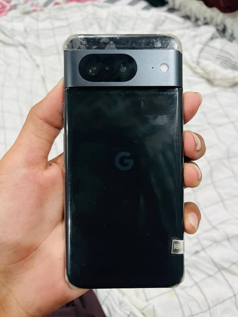 Google Pixel 8 1