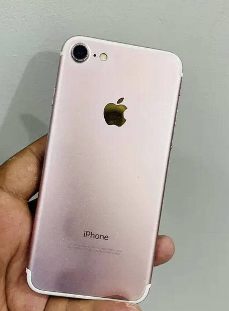Apple iPhone 7 1