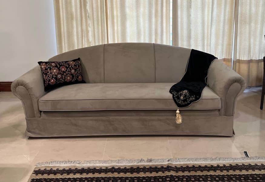 6 Seater Drawing Room Sofa Set – Suede Nature Grey | 10/10 Condition 1