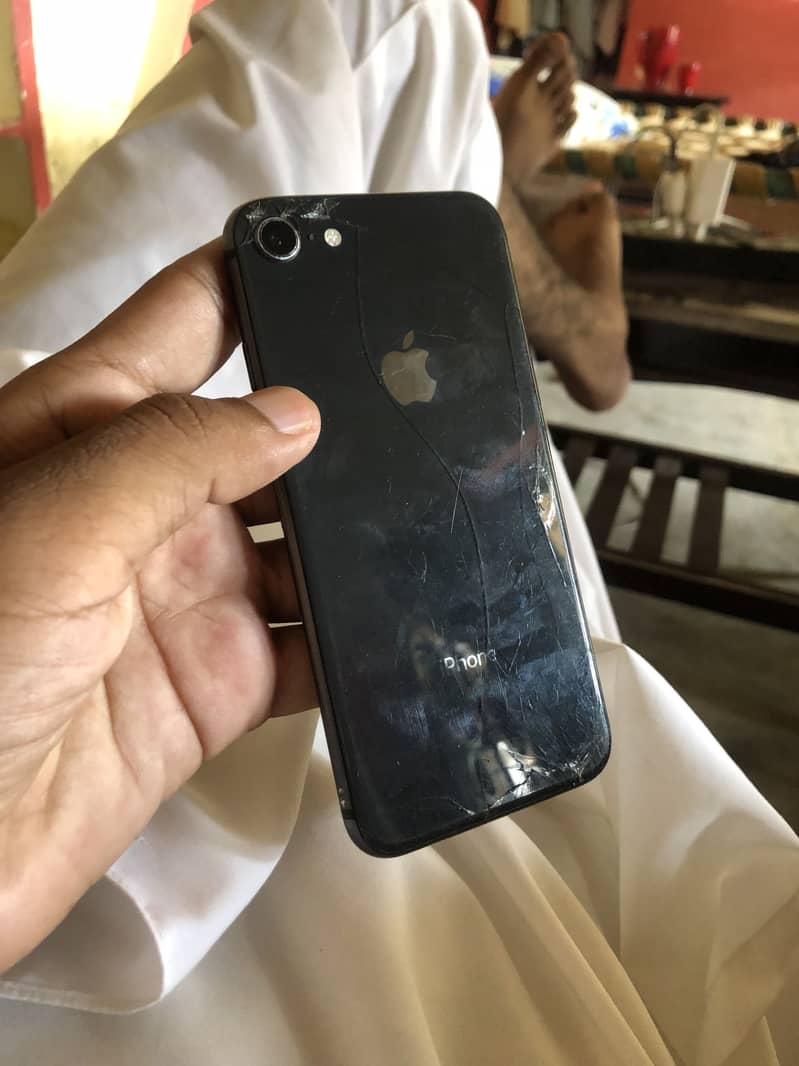 Apple iPhone 8 2