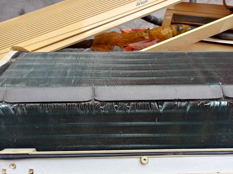Arion split ac 1.5 ton 4