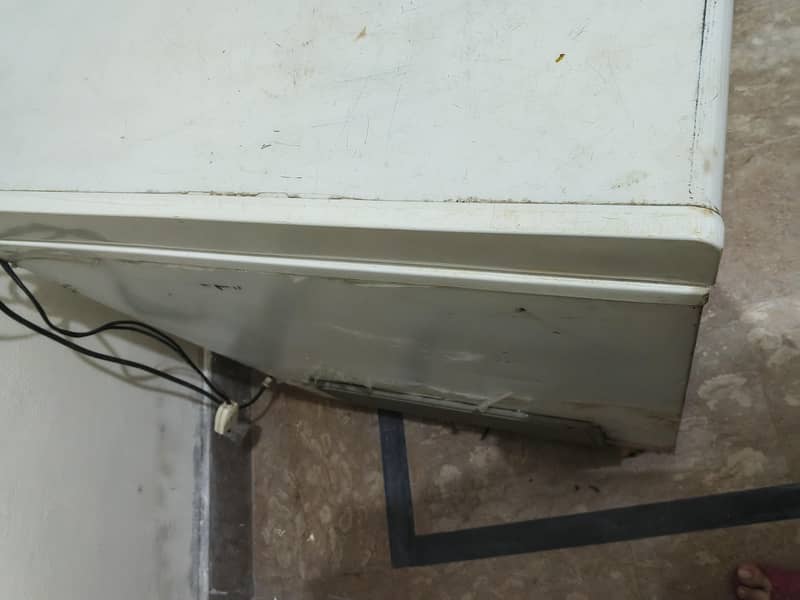 wavee Freezer Single Door 1