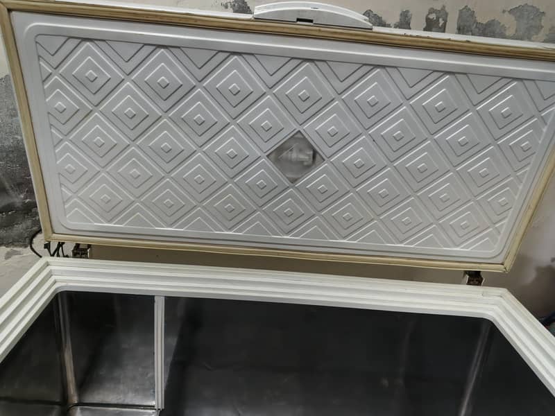 wavee Freezer Single Door 4