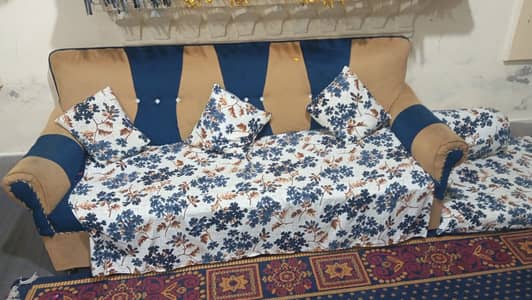 3 setar sofa for sale