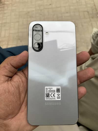 Samsung Galaxy A17 8/256GB | Box + Charger | 5000mAh Battery