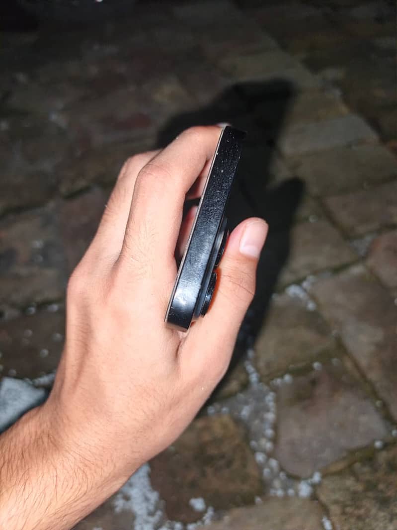 Apple iPhone 14 Pro 3