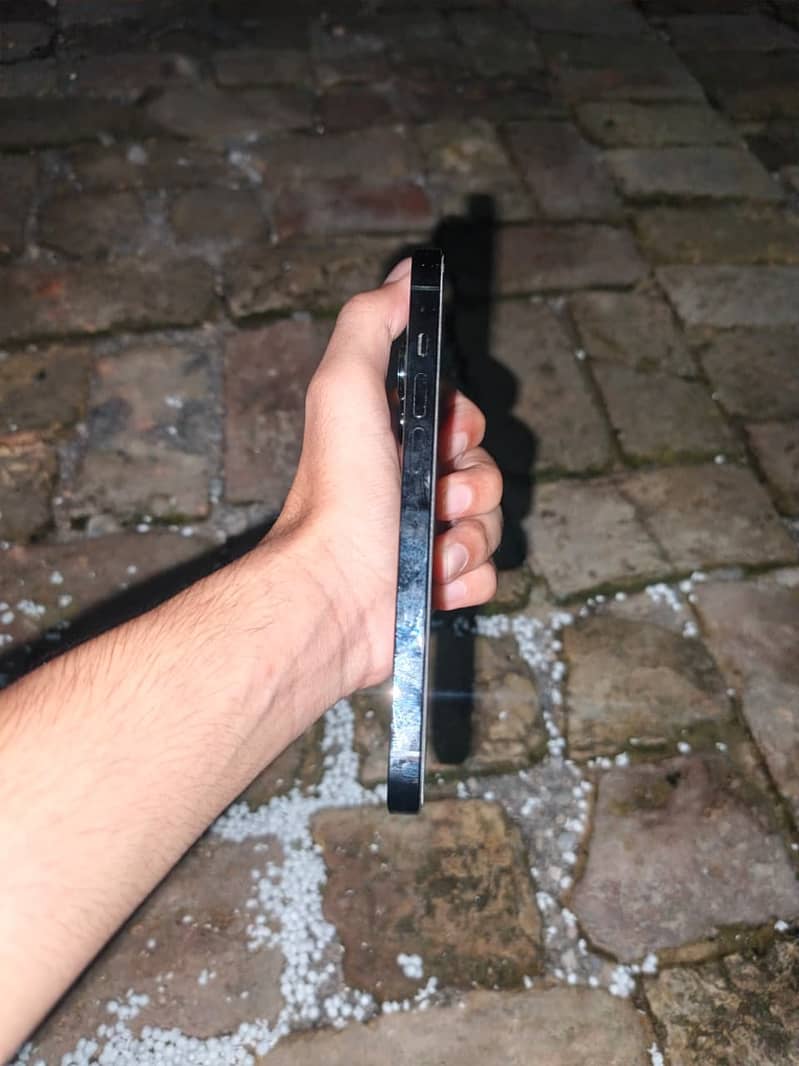 Apple iPhone 14 Pro 4