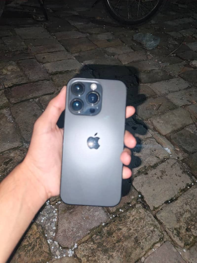 Apple iPhone 14 Pro 6