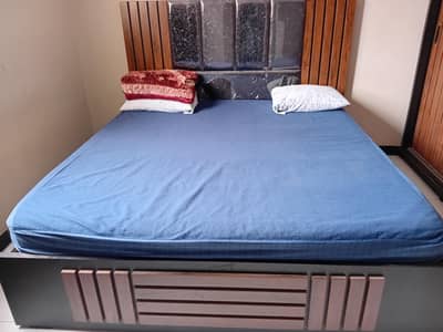 Bed and wardrobe