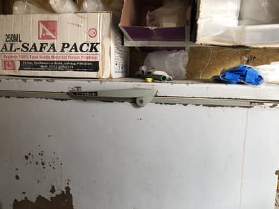 Deep freezer
