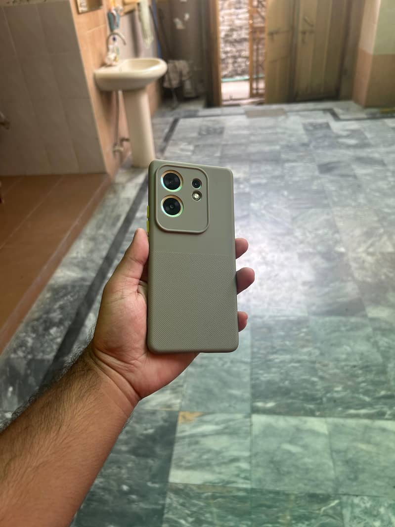 Infinix Zero 30 10
