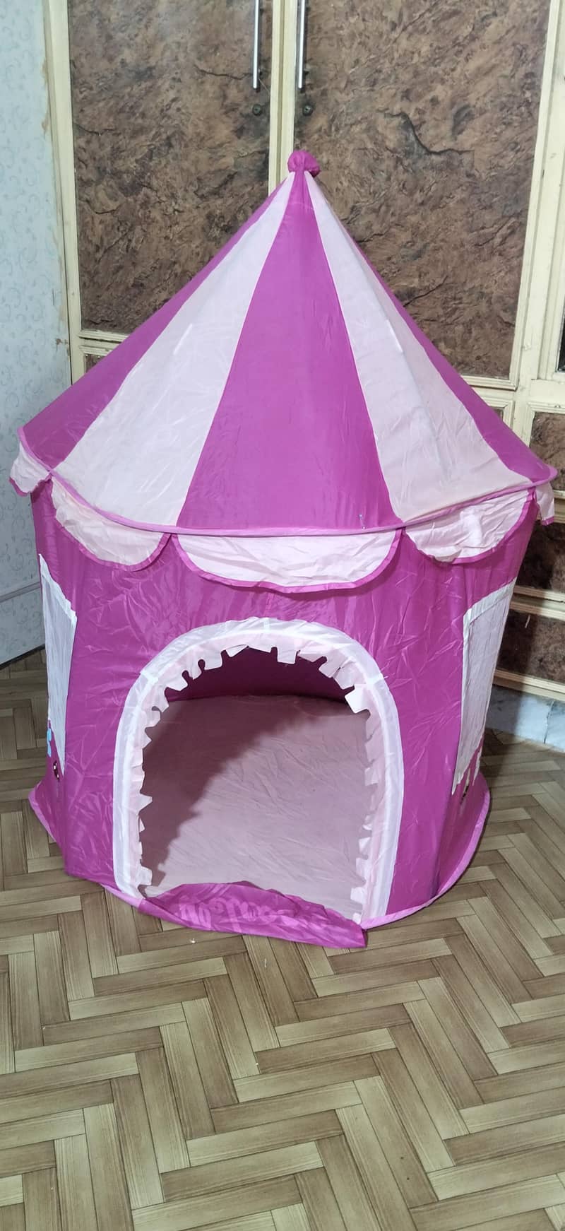 Play tent 3