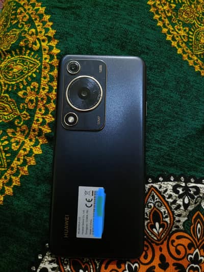 Huawei Nova Y72