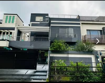 10 Marla House For Sale In Paragon City Lahore