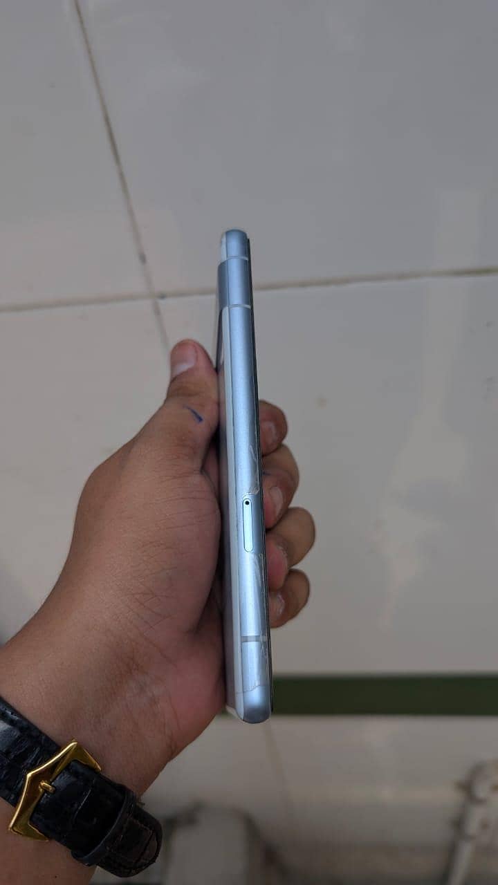 Google Pixel 7a 4