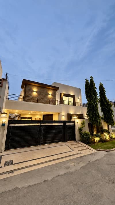 10 Marla Uesd House For Sale In Lake City Meadows Ex State Life Very Cheap Price