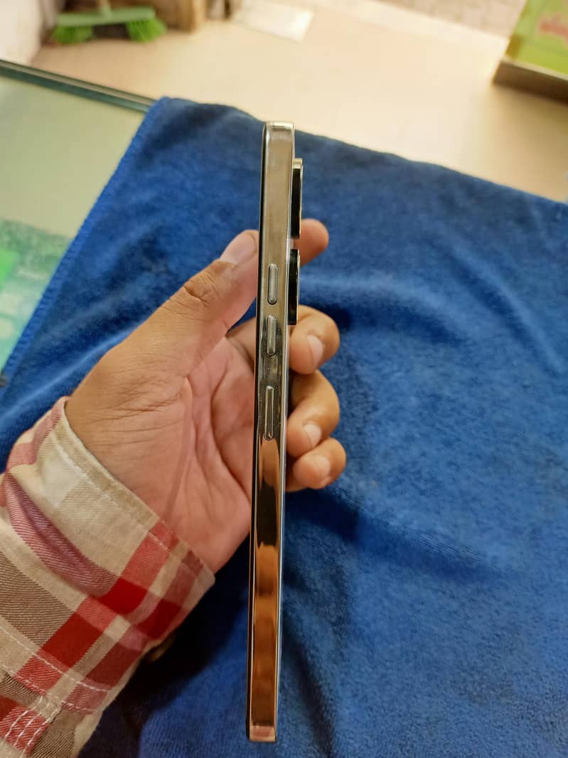 Tecno CAMON 20 4
