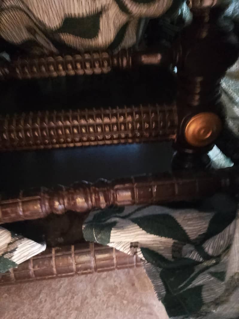 dinning table and sofa table 0