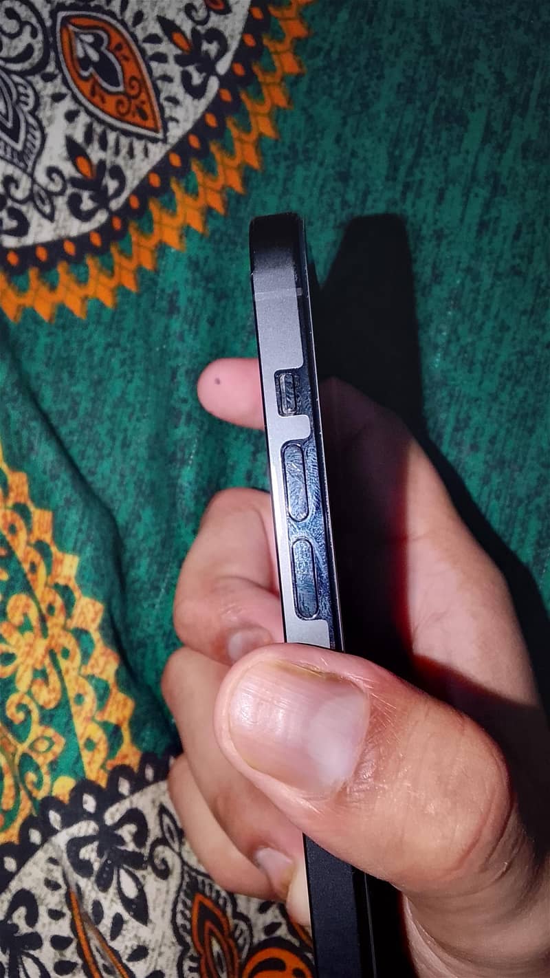 Apple iPhone 14 Pro Max 2