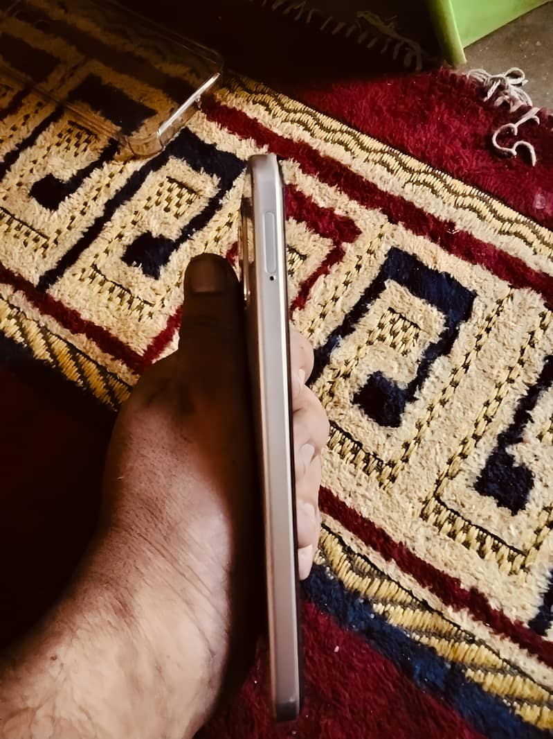 Oppo A6 2