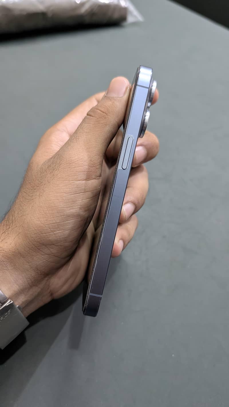 Apple iPhone 13 Pro 1