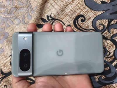 Google Pixel 8