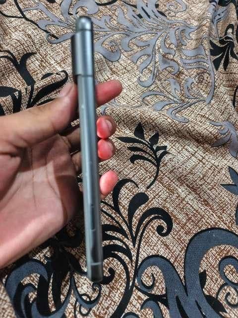 Google Pixel 8 4