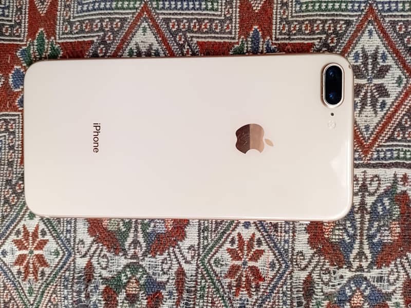 iphone 8 plus 1