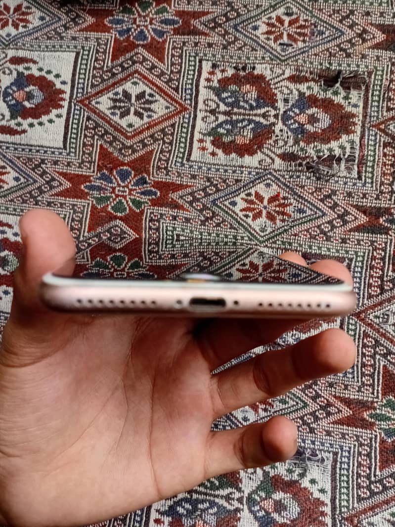 iphone 8 plus 4