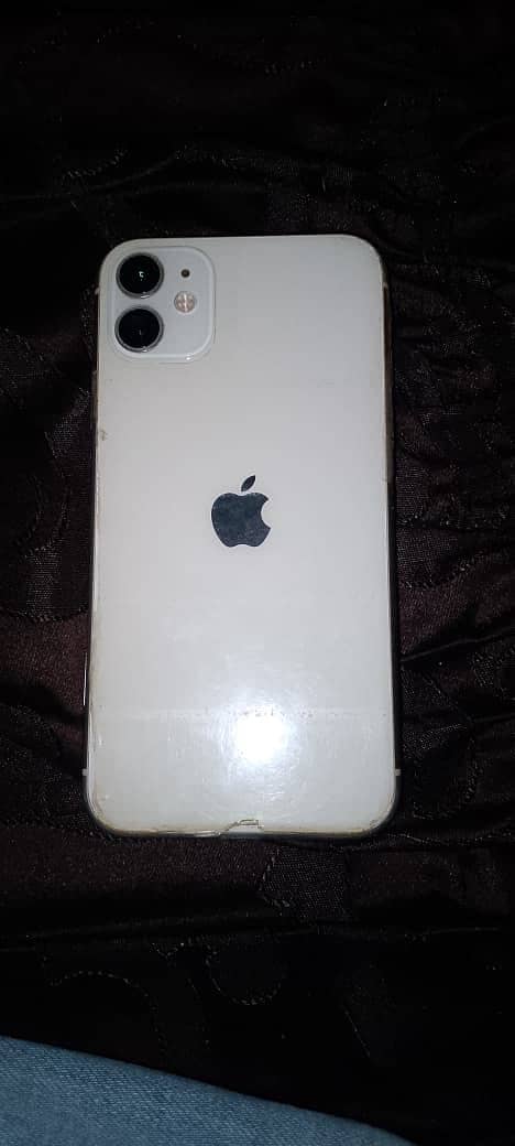 Apple iPhone 11 3