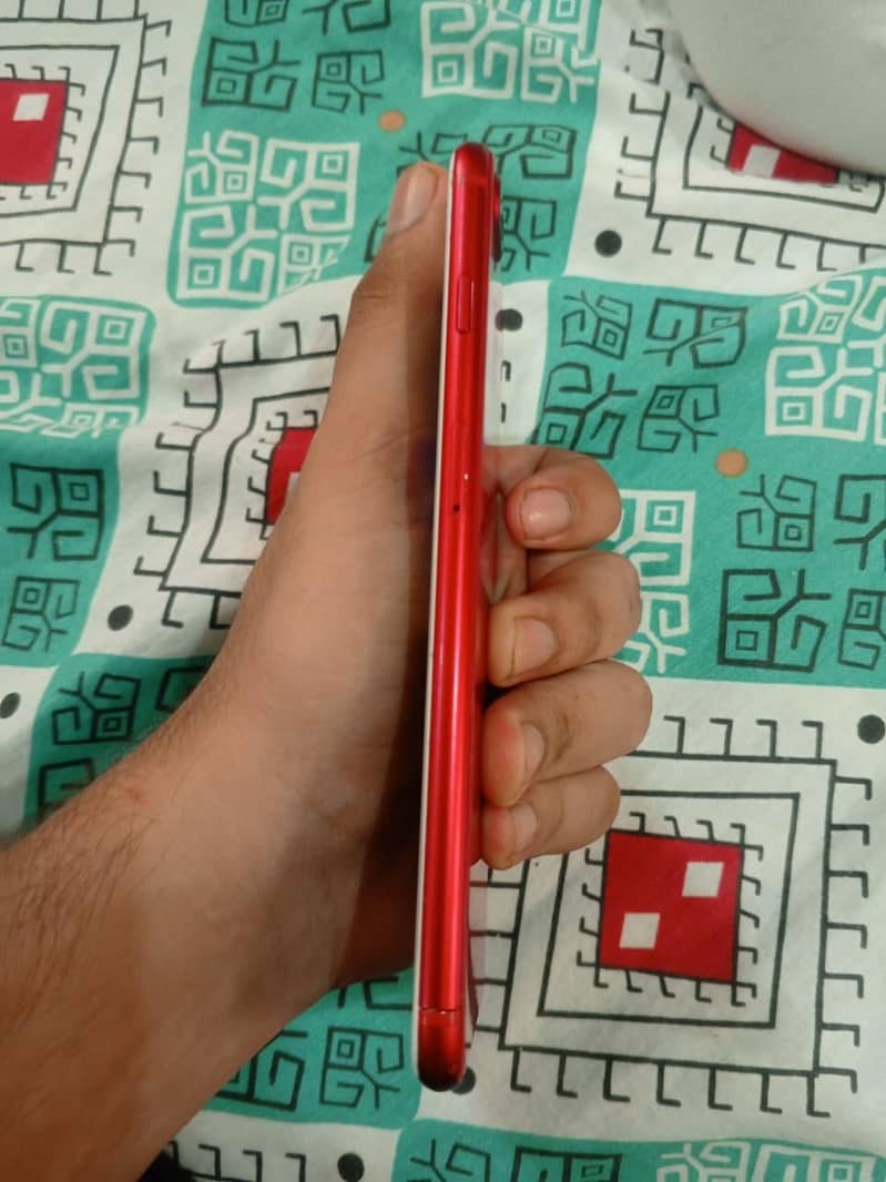 Apple iPhone 8 Plus 2
