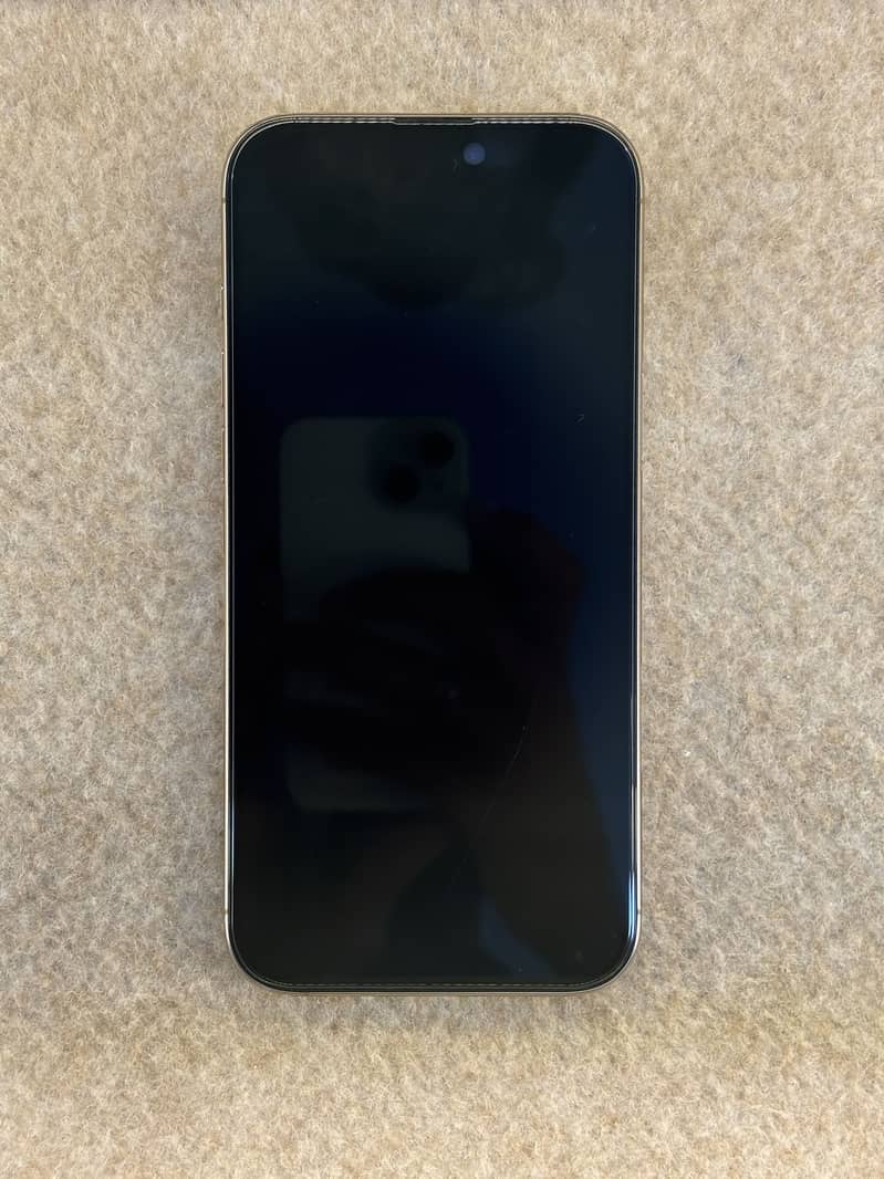 Apple iPhone 16 Pro Max 3