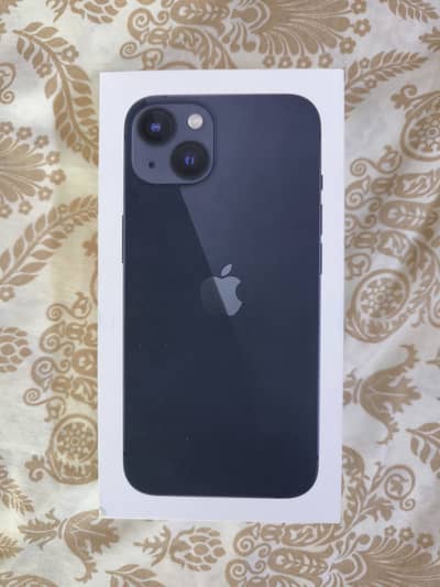 Apple iPhone 13